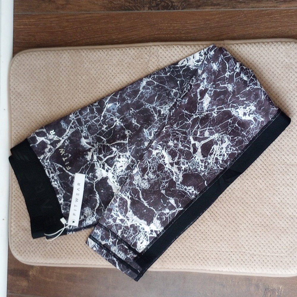 FITWEAR NEW ZEALAND BLUE MARBLE PRINT LEGGINGS - Picture 2 of 4